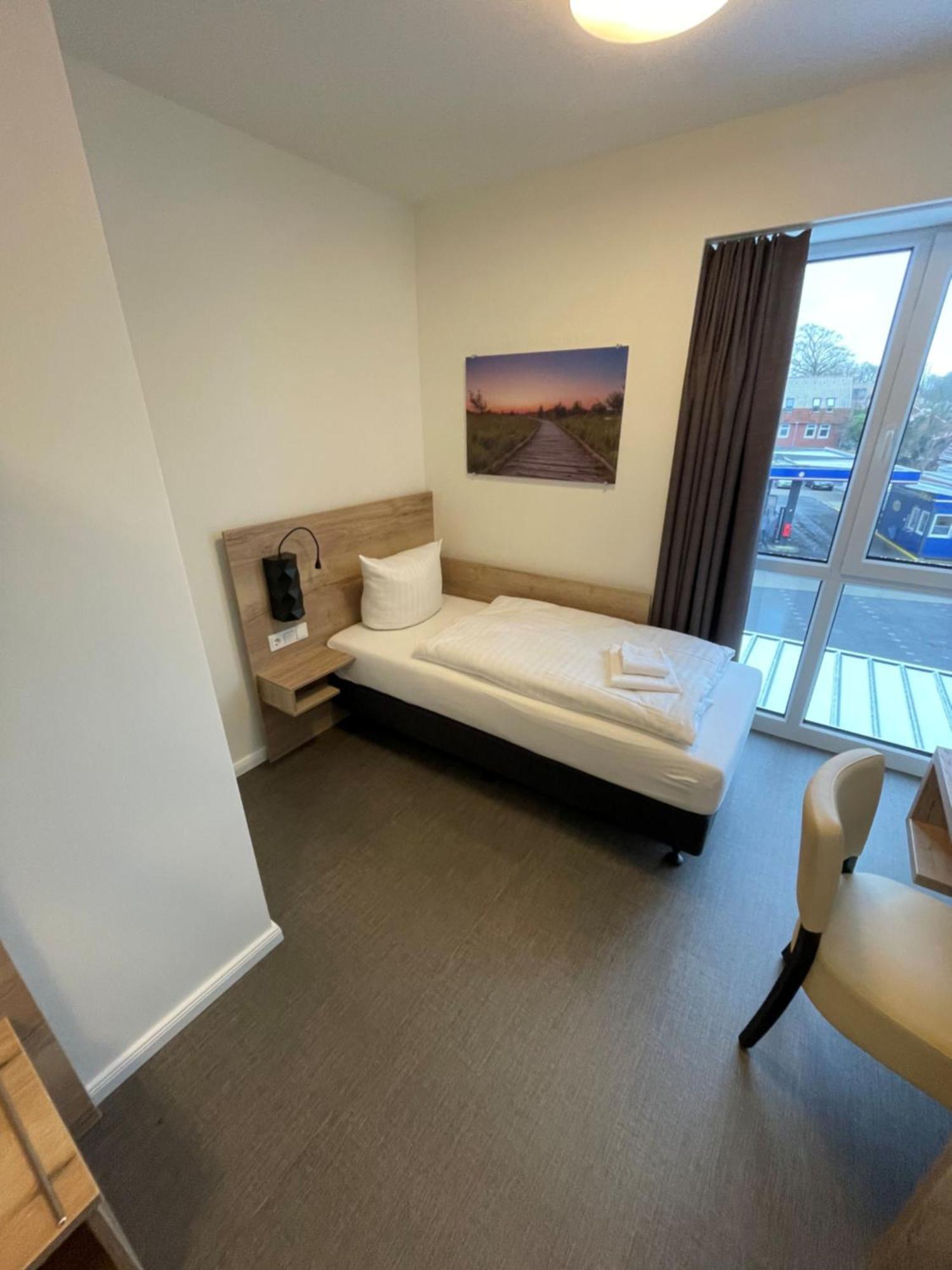 Hotel Am Pferdemarkt Άουριχ Εξωτερικό φωτογραφία
